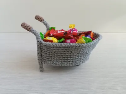 Crochet pattern Garden Wheelbarrow