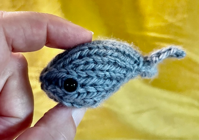 Baby Whale / Narwhal Knitting Machine Tutorial 