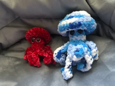 Crochet No-Sew Fidget Squid Pattern