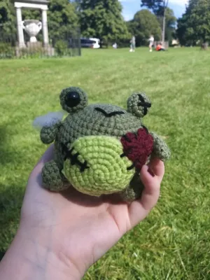 Zeke the Zombie Frog Amigurumi