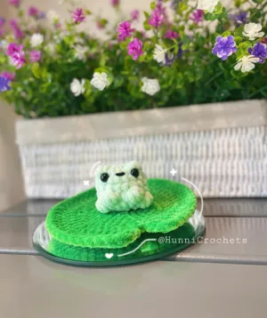 Froggie on a lily pad