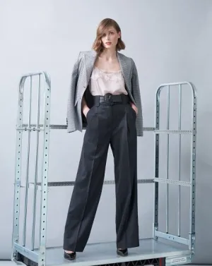 Burda | Classic, High waisted suit pant with darts | Intermediate | Sizes 72, 76, 80, 84, 88