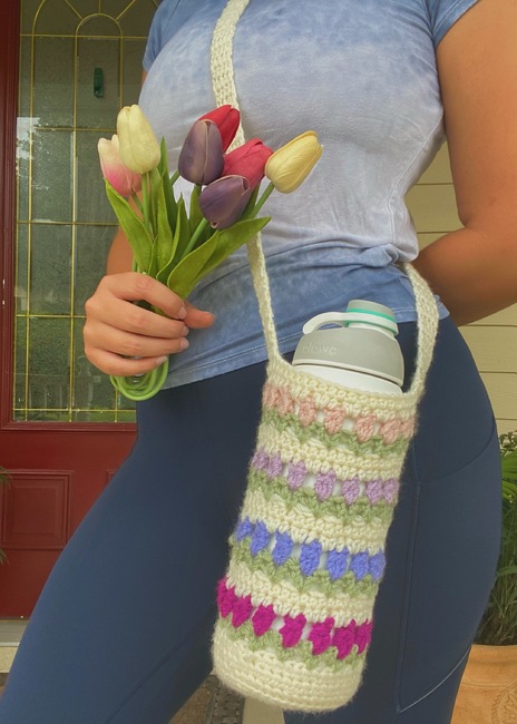 Tulip Water Bottle Holder: Crochet pattern