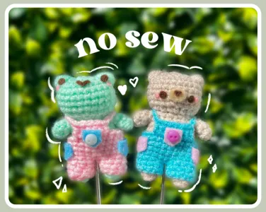 [no sew] frog + bear in overalls
