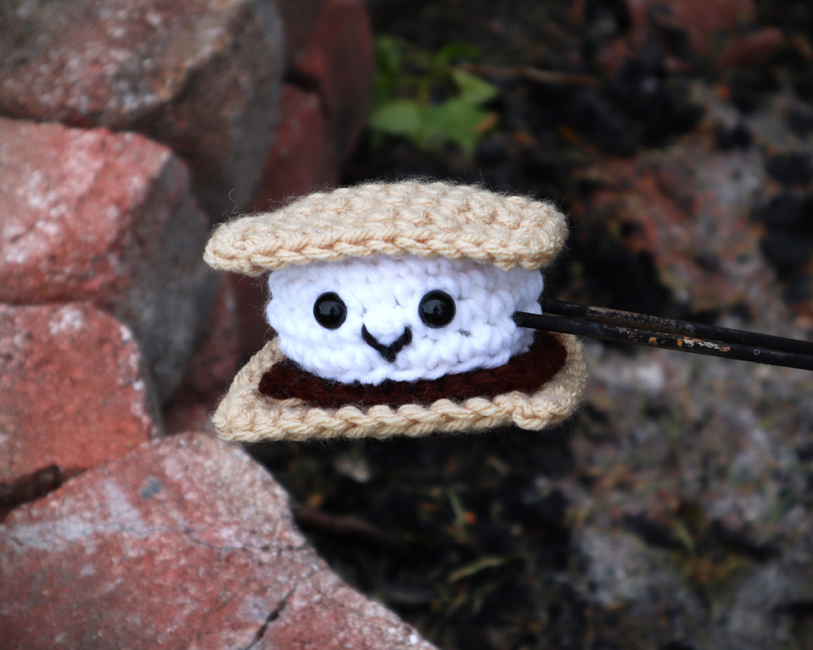 Kawaii Amigurumi S'mores pattern by Crafty Kitty Crochet