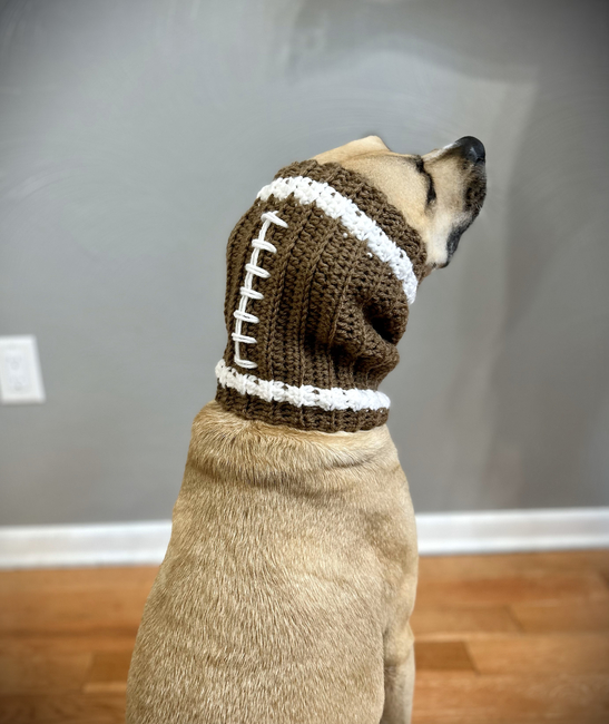 Football Dog Snood Dog Costume: Crochet pattern