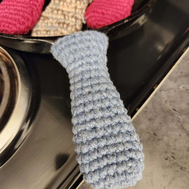 Cast Iron Handle Cover & Washcloth : r/crochet