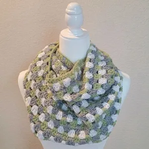 Granny Stripe Cowl