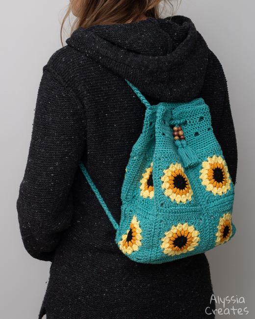 Sunflower Drawstring Backpack: Crochet pattern