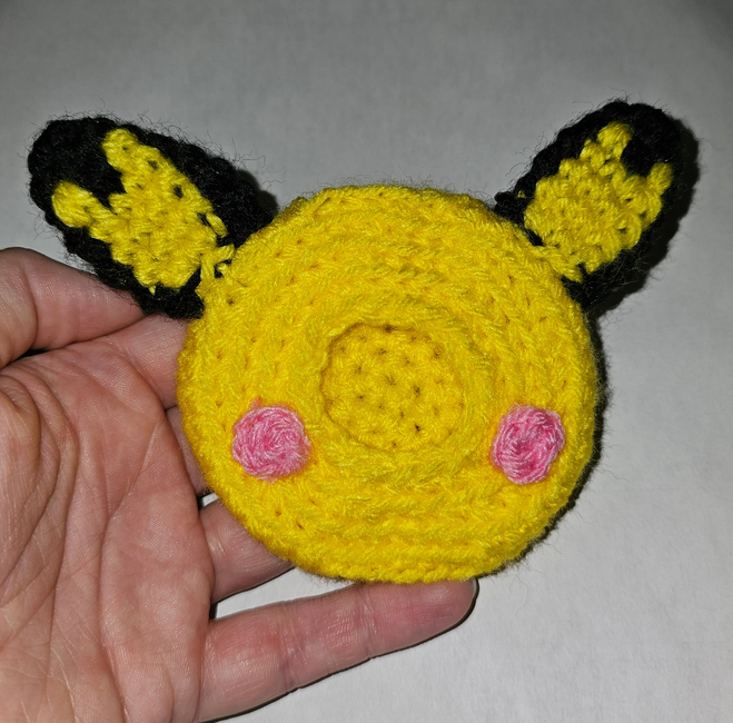 Pokemon Go Plus Cover: Crochet pattern