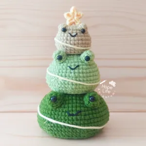 Frog Stack Christmas Tree