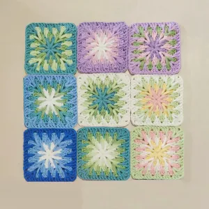 How to Crochet Color Change Snowflake Granny Square Motif with Crochet Chart