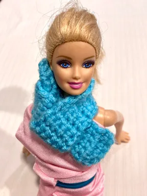 Barbie/Small Doll Plain Scarf