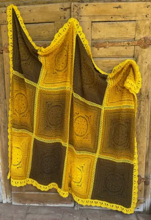 Celtic Pyramids Blanket