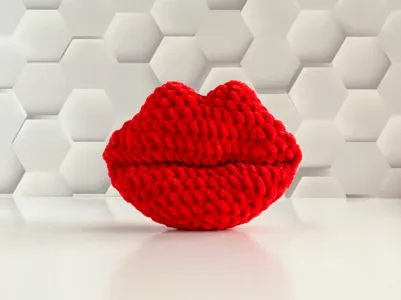 Mini Kiss Lips Plush