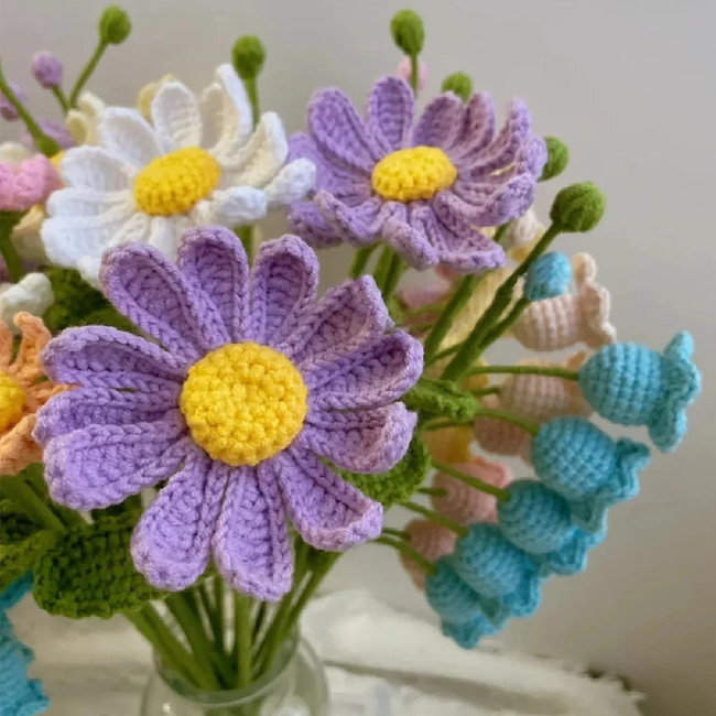 How to Crochet Large Daisy: Crochet pattern