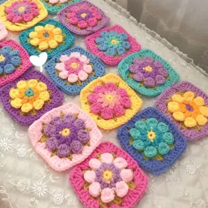 How to Crochet Hibiscus Flower Granny Square