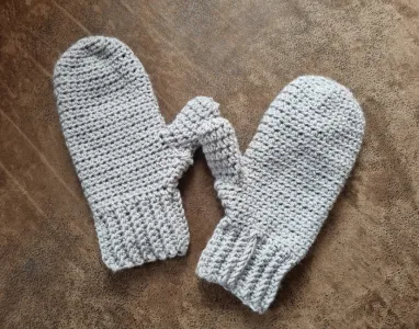 Easy and fast ribbed Mittens