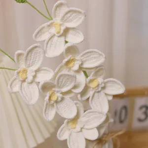 How to Crochet Phalaenopsis Orchid