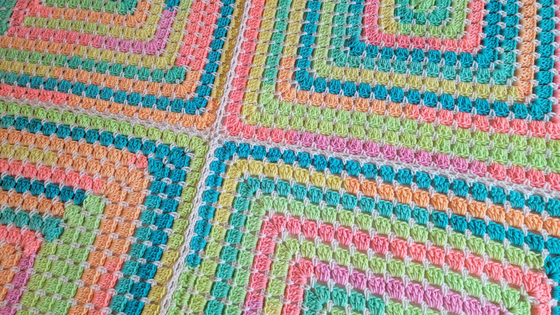Spirit Granny Square Pattern - Free Crochet Pattern - Truly Crochet