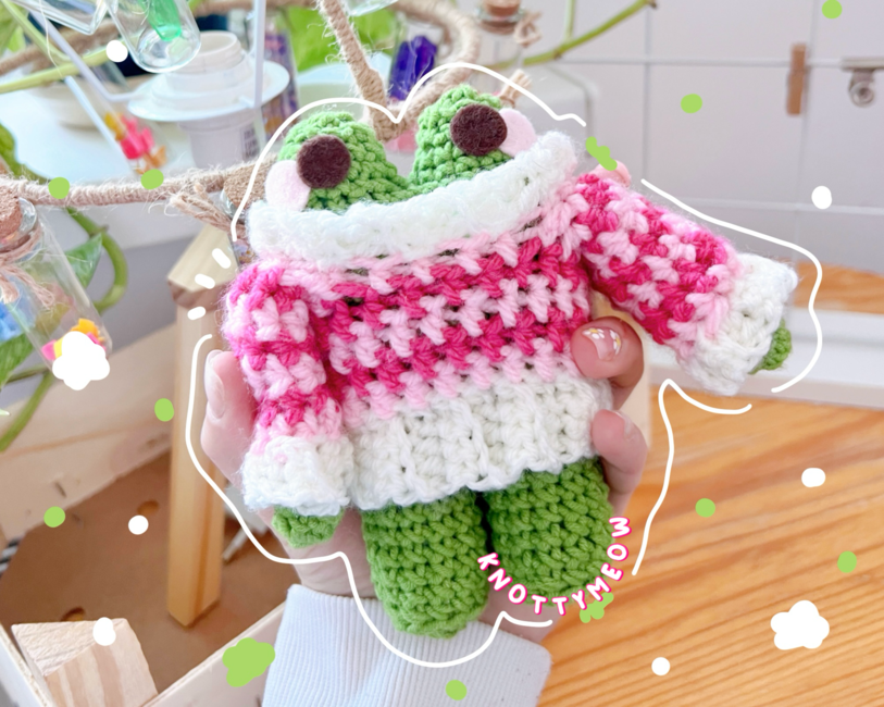 Mini Froggy Plush by Knot Knitted