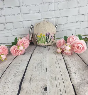 Flower tea cosy