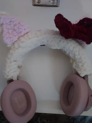 Hello Kitty Headphone Cover