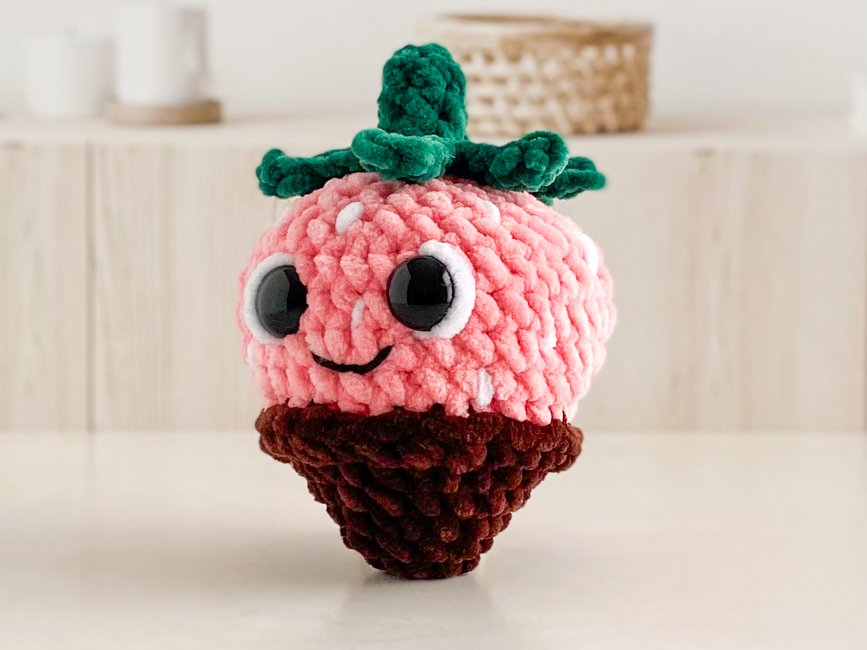 Strawberry miniature book crochet pattern