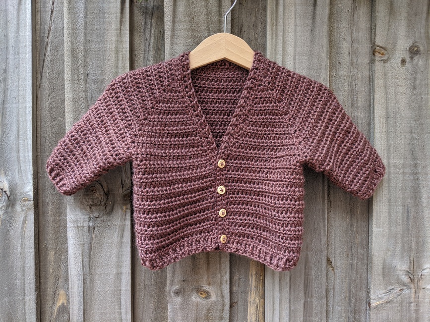 Vneck Raglan Cardi: Crochet pattern | Ribblr