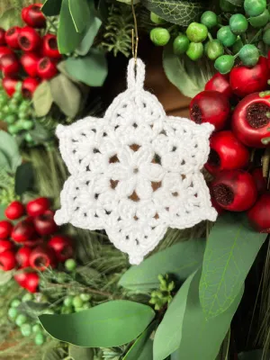 Pretty Petals Snowflake Ornament V1