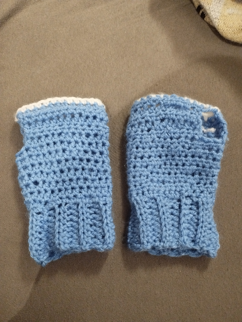 Free Fingerless Gloves - Patterns for Pirates