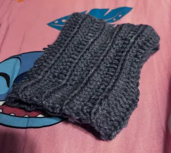 Fingerless gloves