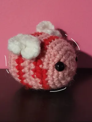 Mini Valentines Bee