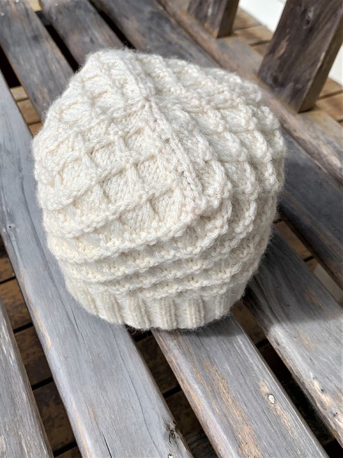 Hello Hannah Hat: Knitting pattern | Ribblr