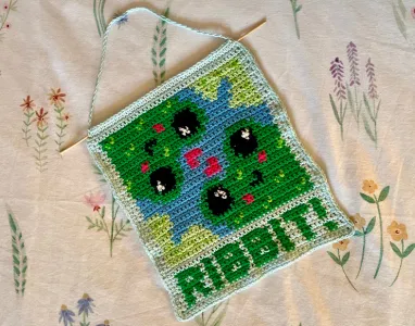 Cute Love Frog Crochet Tapestry Pattern