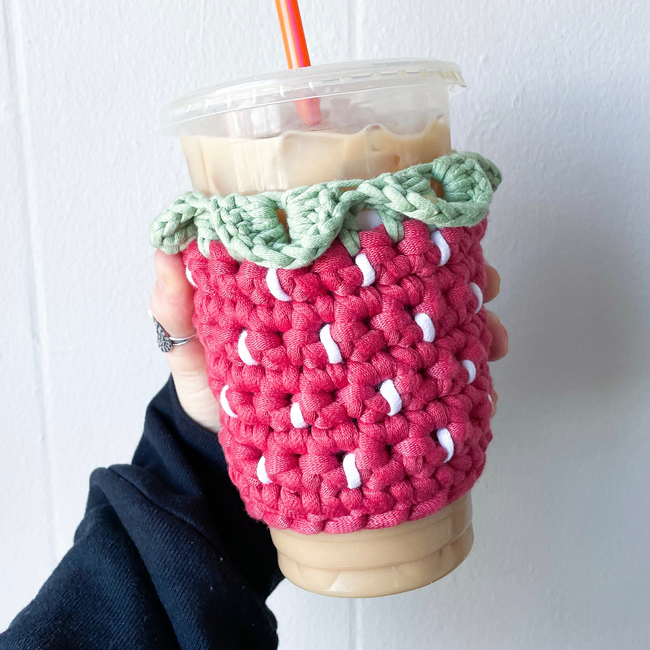 Home & Living :: Kitchen & Dining :: Drinkware :: Crochet Cup Cuzy, Drink  Holder