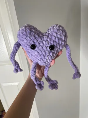 Crochet leggy heart