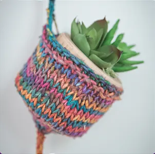 Tiered Air Plant Hanger - Knit