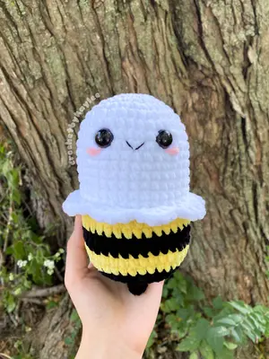 Boo-bee plushie