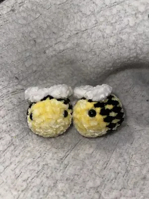 Mini bee pattern!