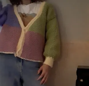 Hope Macauley inspired chunky sweater