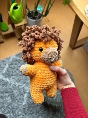 Lion plushie (no loop stitch)