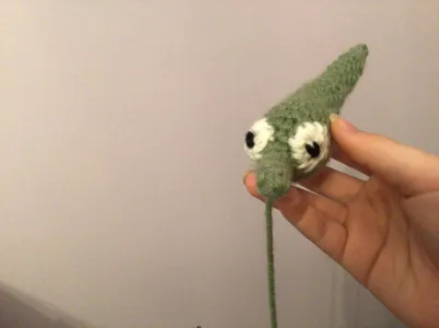 FREE Worm on a string (low-sew!)