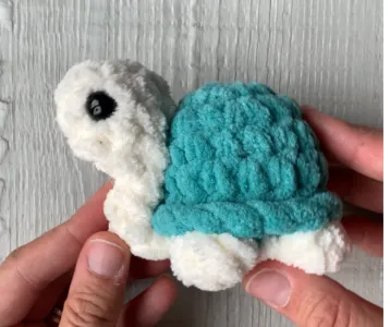 No-Sew Turtle Plushie