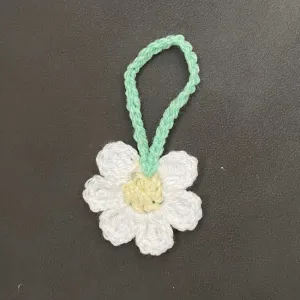 Daisy Bag Charm (Free)