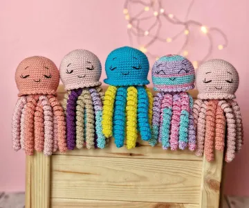 No sew crochet jellyfish for premature baby amigurumi pattern