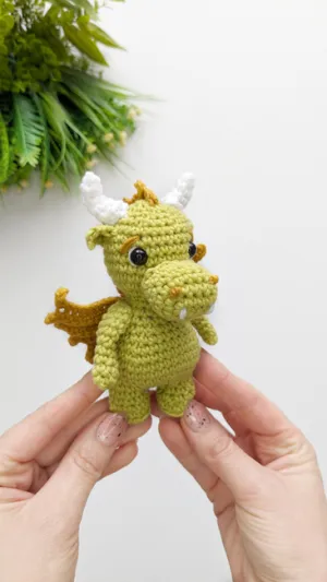 Crochet dragon pattern, amigurumi dragon