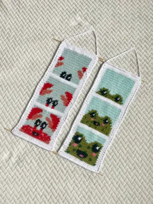 Cute Photobooth Crab and Frog Crochet Tapestry Wall Hangings!