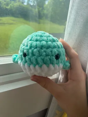 FREE No sew mini whale!