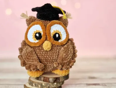 Crochet plush graduation owl amigurumi pattern